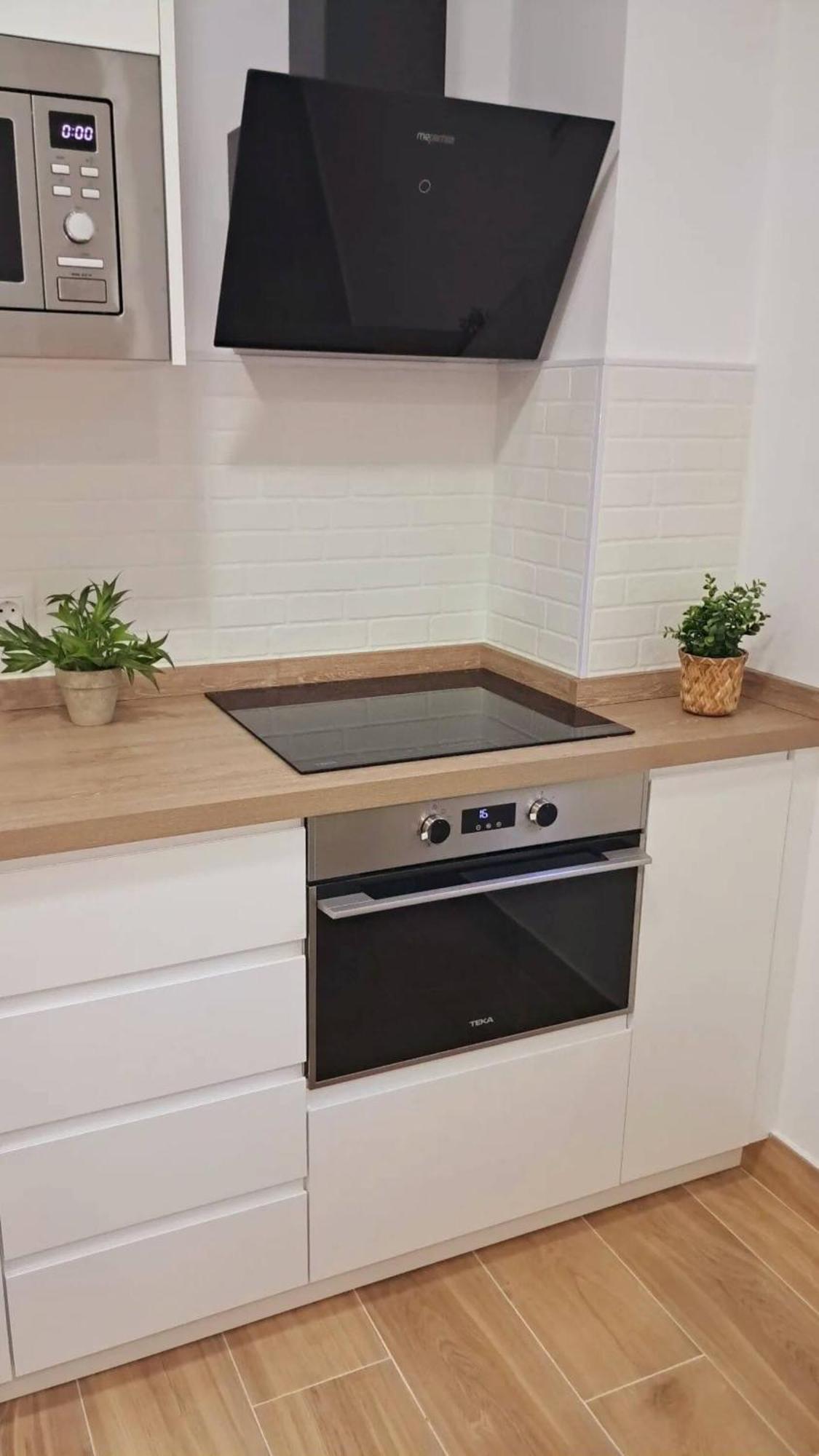Coffee & Calm Triana Apartment Sevilla Bagian luar foto
